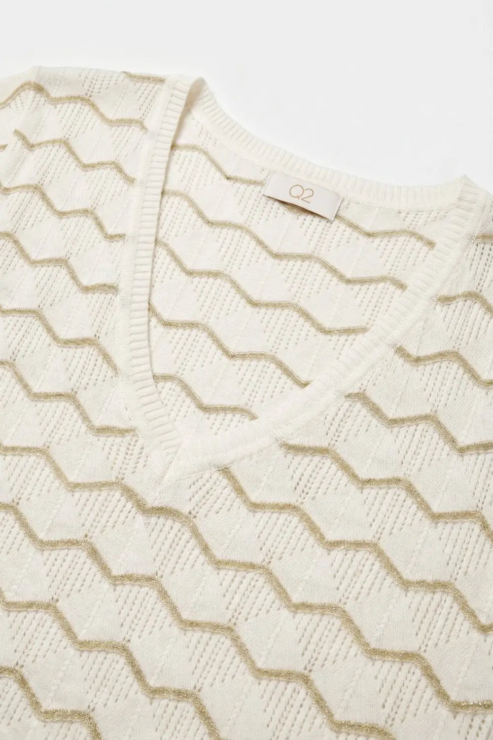 white Geo Knit V-Neck Short Sleeve Regular Fit Top - WHITE / ONE - Sweaters