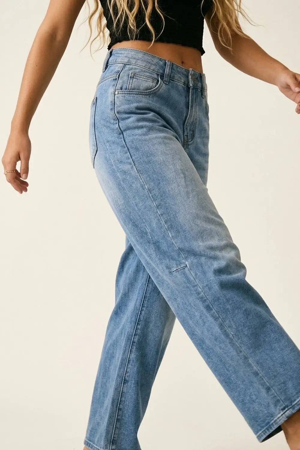 Light Blue Wide-Leg Relaxed Denim Jeans with side stitching