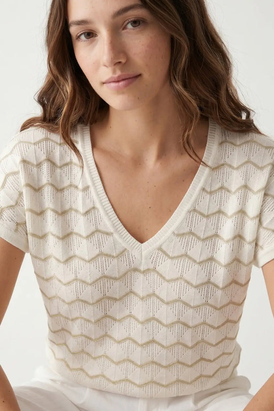 white Geo Knit V-Neck Short Sleeve Regular Fit Top - WHITE / ONE - Sweaters