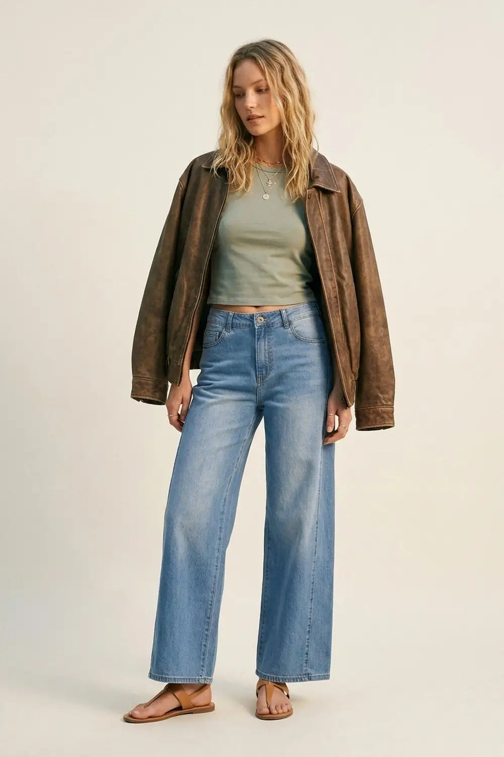 Blue Wide-Leg Light Wash Denim Jeans with side seams