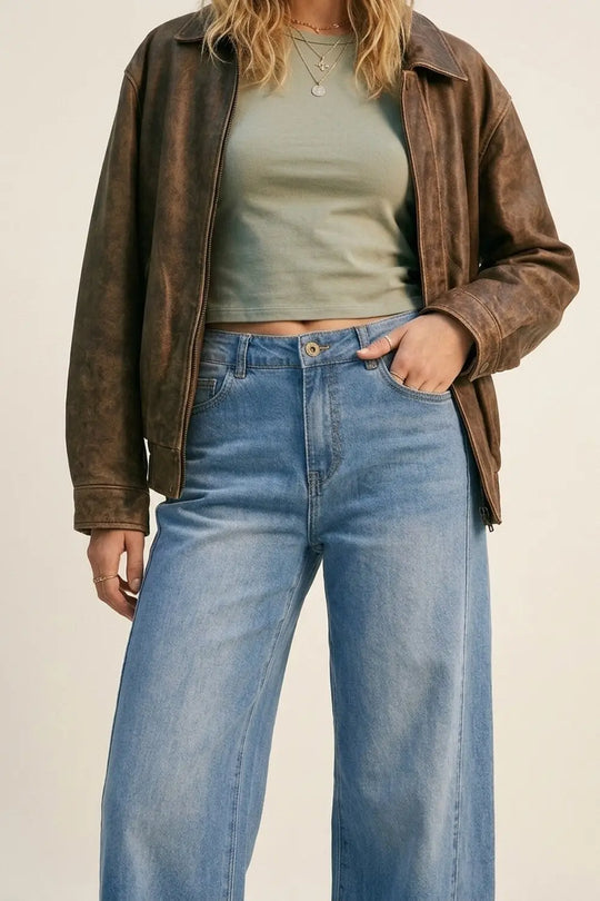 Blue Wide-Leg Light Wash Denim Jeans with side seams