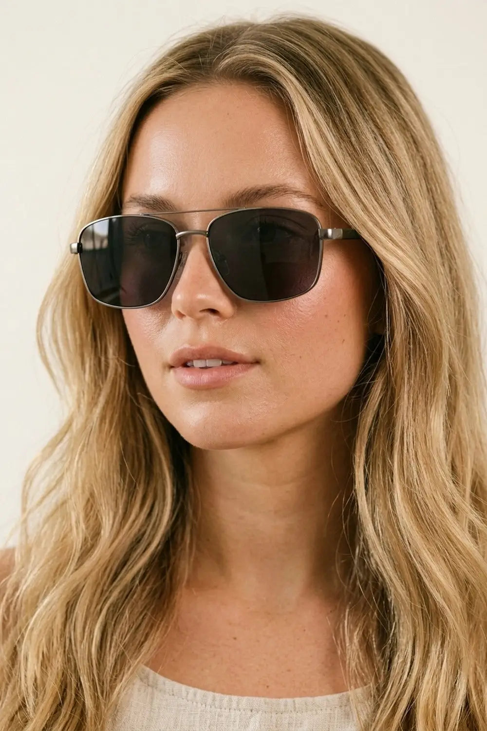 Square Aviator Sunglasses with Metal Frame in silver color - SILVER / ONE - Sunglasses