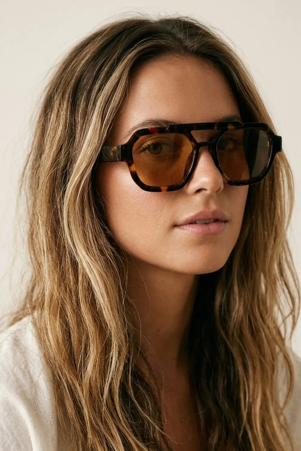 Multicolor Tortoiseshell Acrylic Cutout Bridge Oversize Sunglasses - BROWN / ONE - Sunglasses