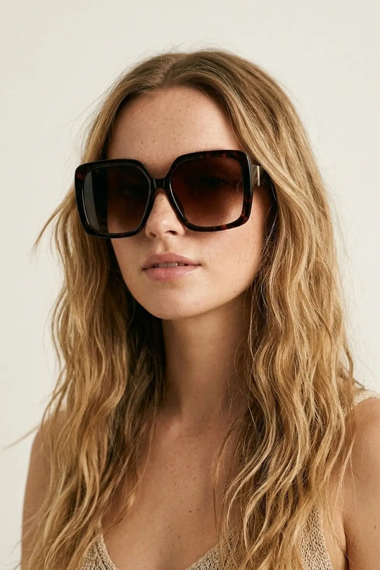 Brown Tortoiseshell Oversize Square Frame Gradient Lens Sunglasses - BROWN / ONE - Sunglasses