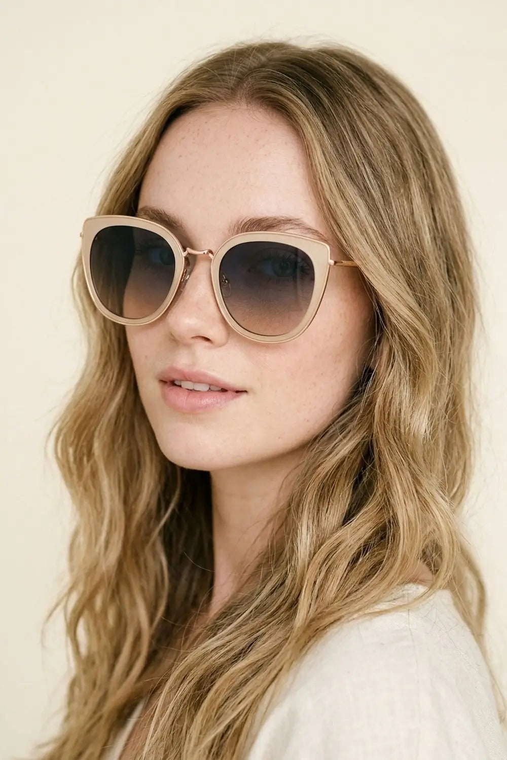 Beige Cat Eye Metal Frame Gradient Oversize Sunglasses - BEIGE / ONE - Sunglasses