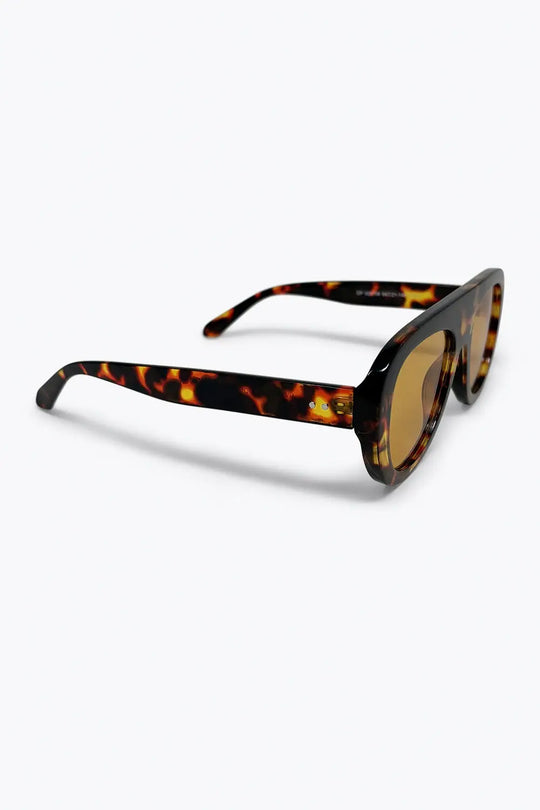 Multicolor Tortoiseshell Amber Lens Oversize Rectangle Sunglasses - BROWN / ONE - Sunglasses