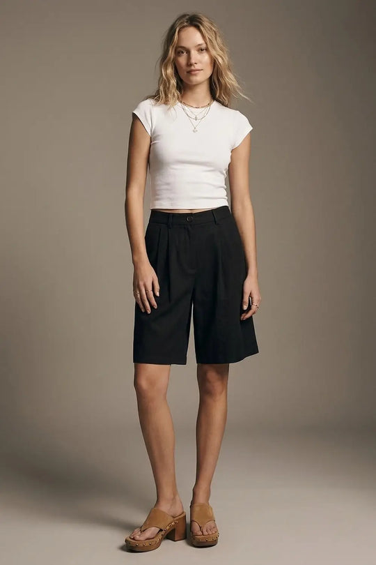 Black Pleated Bermuda Shorts with Knee-Length and Tailored Fit - Pants