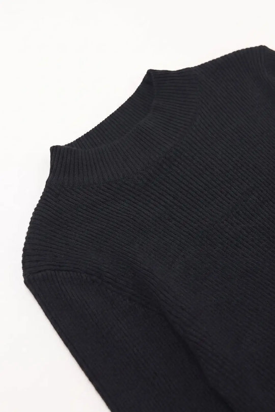 Fine Ribbed Merino Wool Sweater in navy with Mock neck
