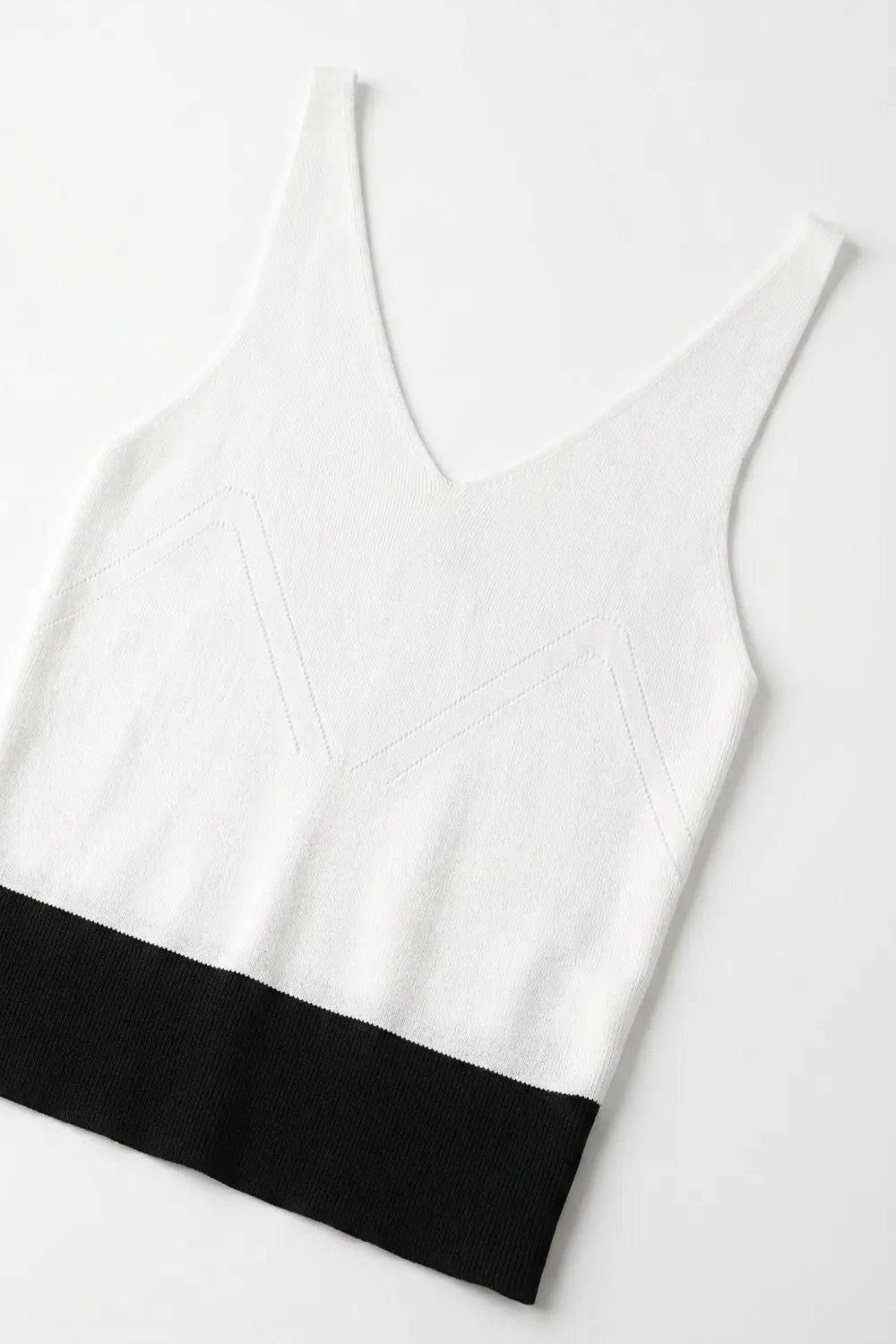 White Ribbed Knit Contrast Hem V-Neck Cropped Tank Top - WHITE / ONE - Tops
