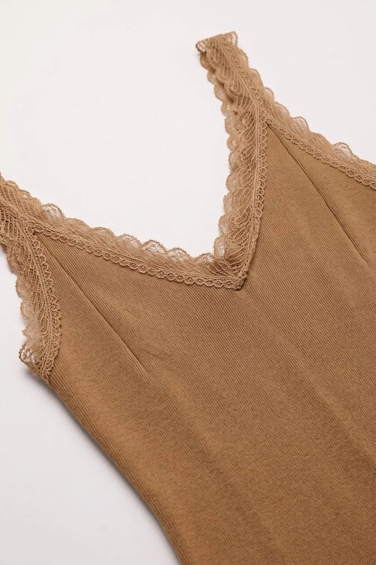 Fine-Knit Camisole with Contrast Lace Trim in camel - CAMEL / ONE - Tops