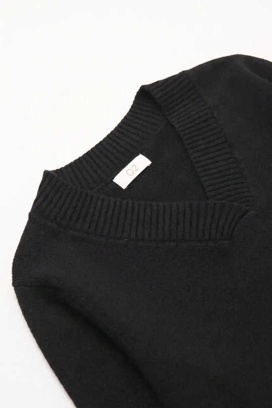 Black warm Knit wide V-Neck jumper - BLACK / ONE - Sweaters