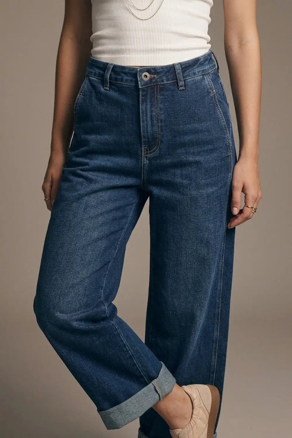 Dark wash Blue Wide-Leg Jeans with side pockets