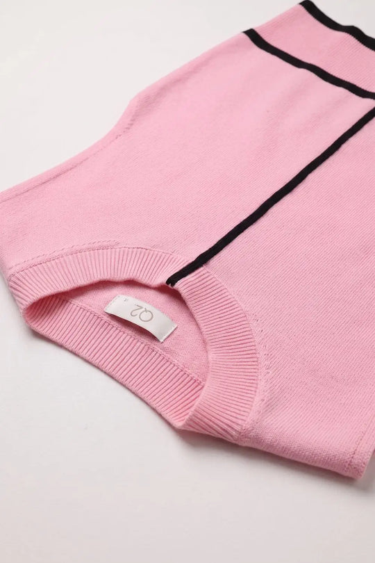 Light Pink Fine Knit Contrast Seam Sleeveless Vest with round neck