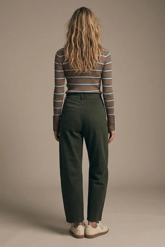 Comfortable stretch jeans with barrel leg in dark green - Colored Jeans