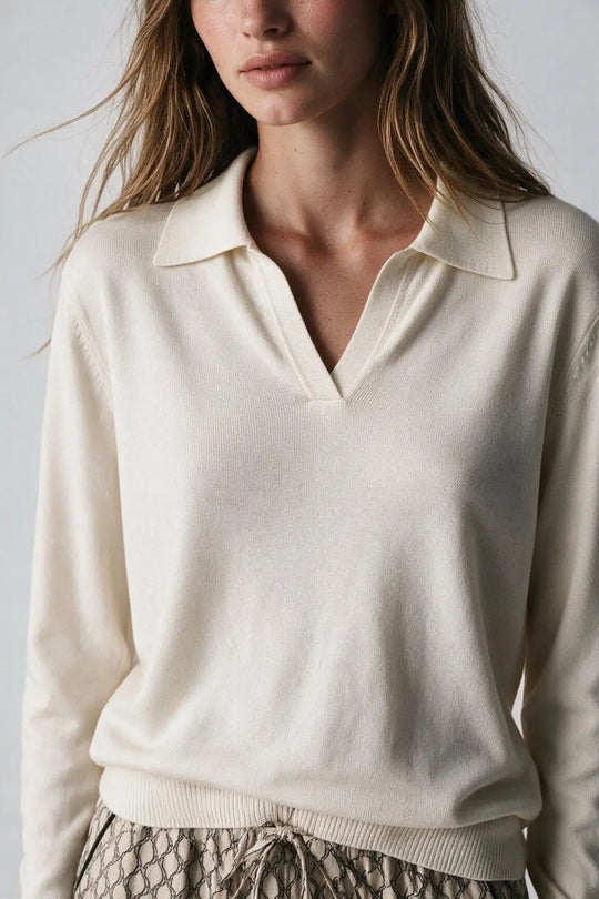 Knitted polo collar with V-neckline no button placket in white - WHITE / ONE - Polos