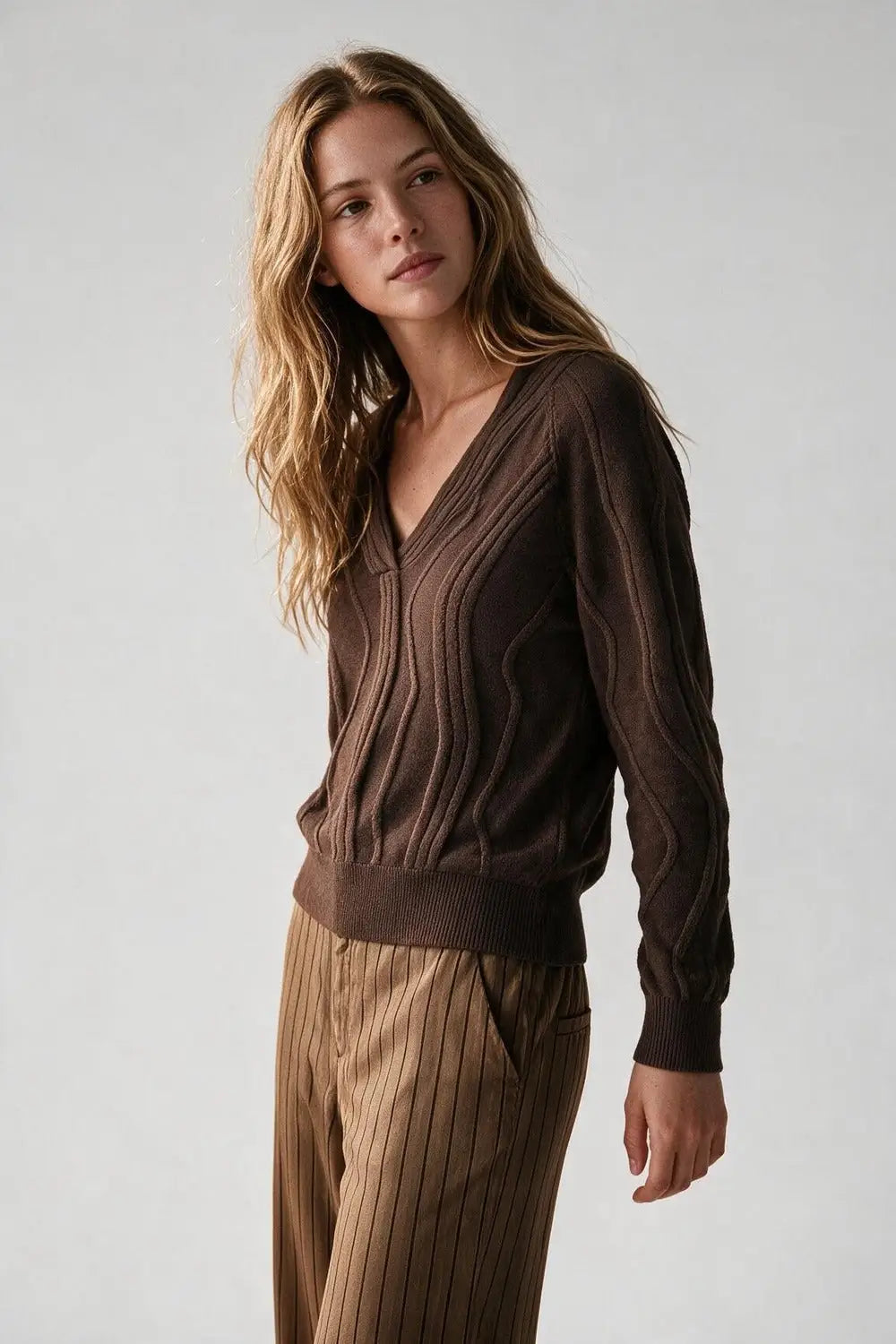 Textured Wave-Knit V-Neck Sweater in brown - BROWN / ONE - Sweaters