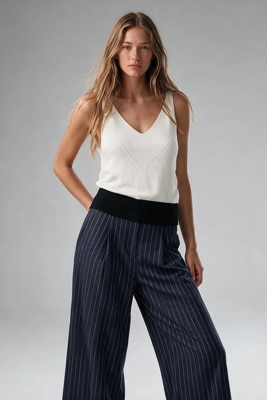 White Ribbed Knit Contrast Hem V-Neck Cropped Tank Top - WHITE / ONE - Tops