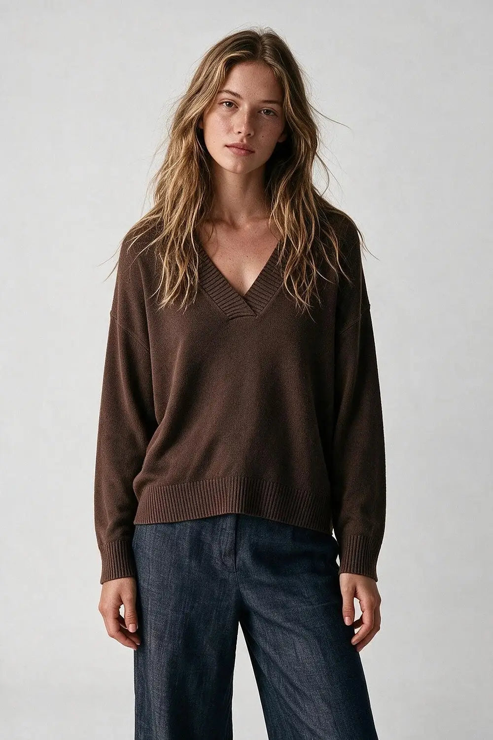 brown warm Knit wide V-Neck jumper - BROWN / ONE - Sweaters