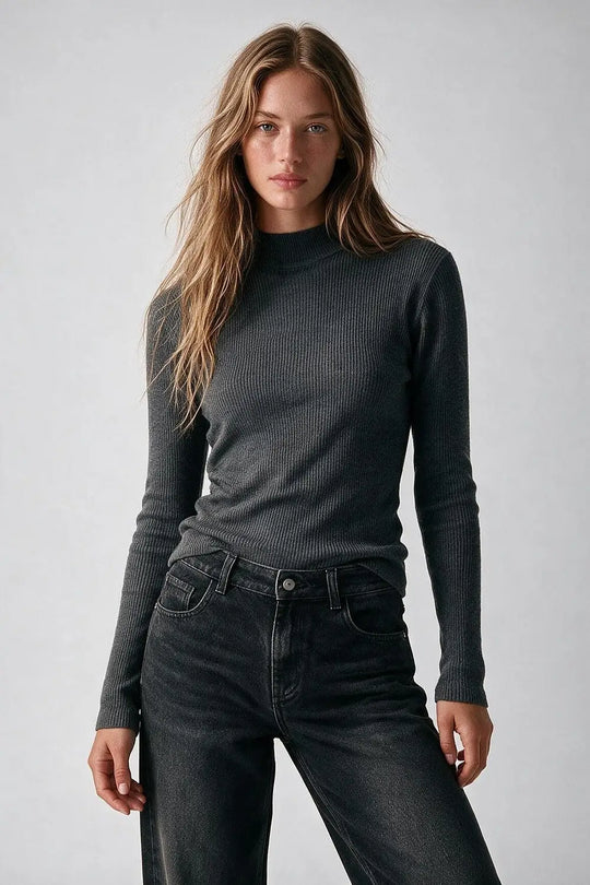 Fine Ribbed Merino Wool Sweater in grey with Mock neck