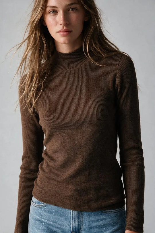 Fine Ribbed Merino Wool Sweater in camel with Mock neck