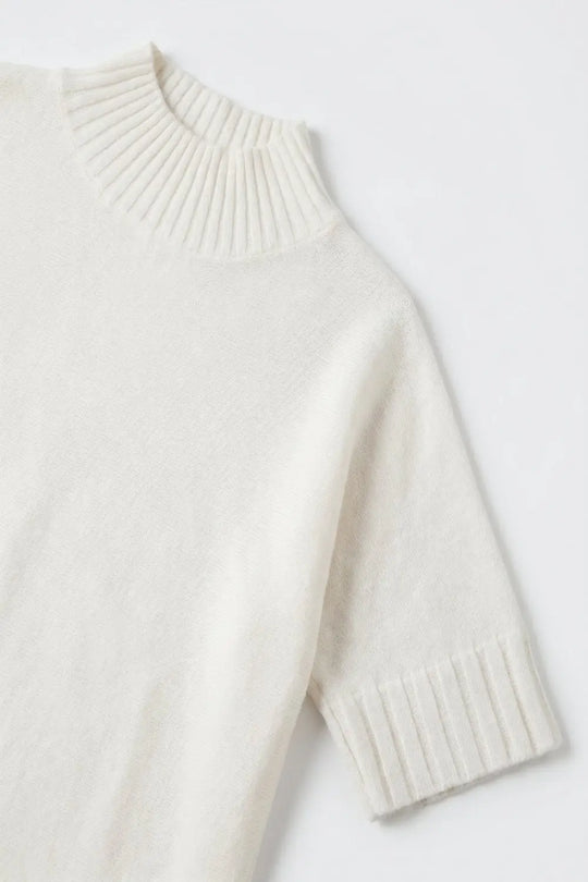 Cream chunky Ribbed Knit high Neck Sweater with elbow-length sleeve