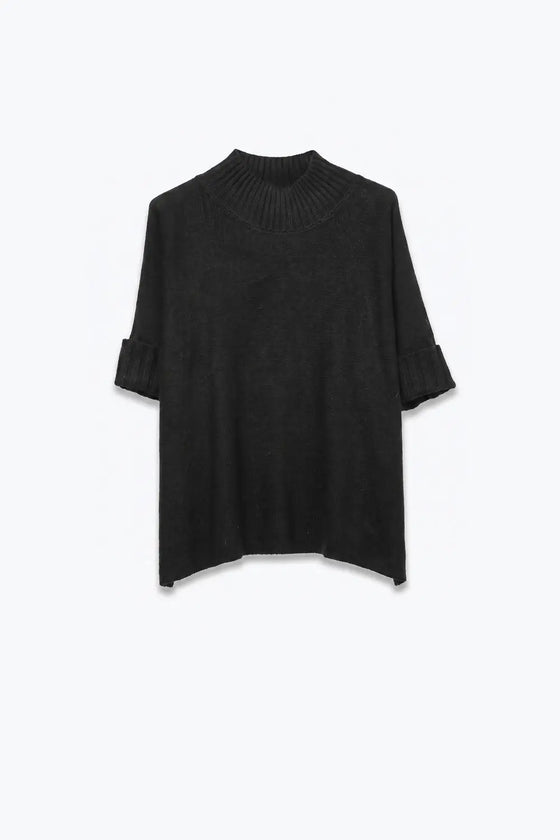 Black warm Ribbed Knit High Collar Relaxed Fit Sweater with elbow-length sleeve
