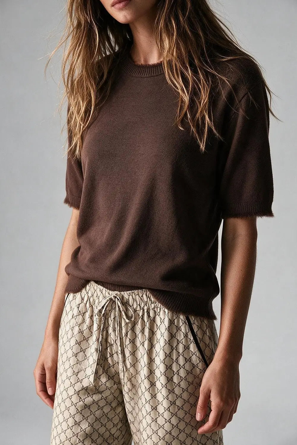 Brown Short Sleeve Crew Neck Sweater with Faux Fur Trim