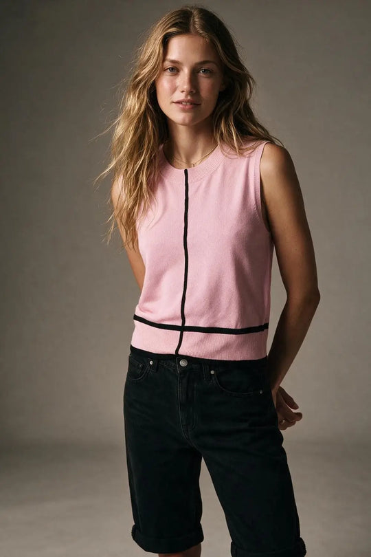 Light Pink Fine Knit Contrast Seam Sleeveless Vest with round neck