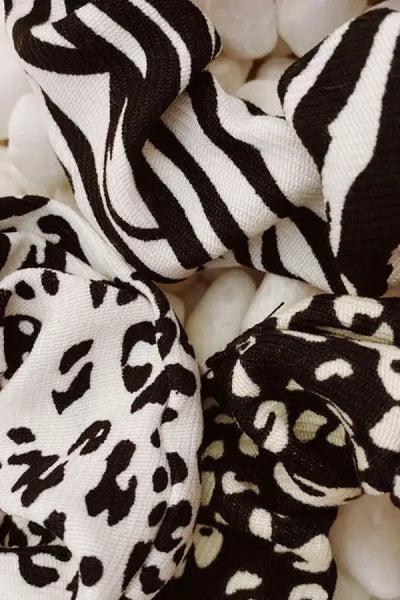 Pretty Wild Scrunch Set Of 3 - Black/White / OS