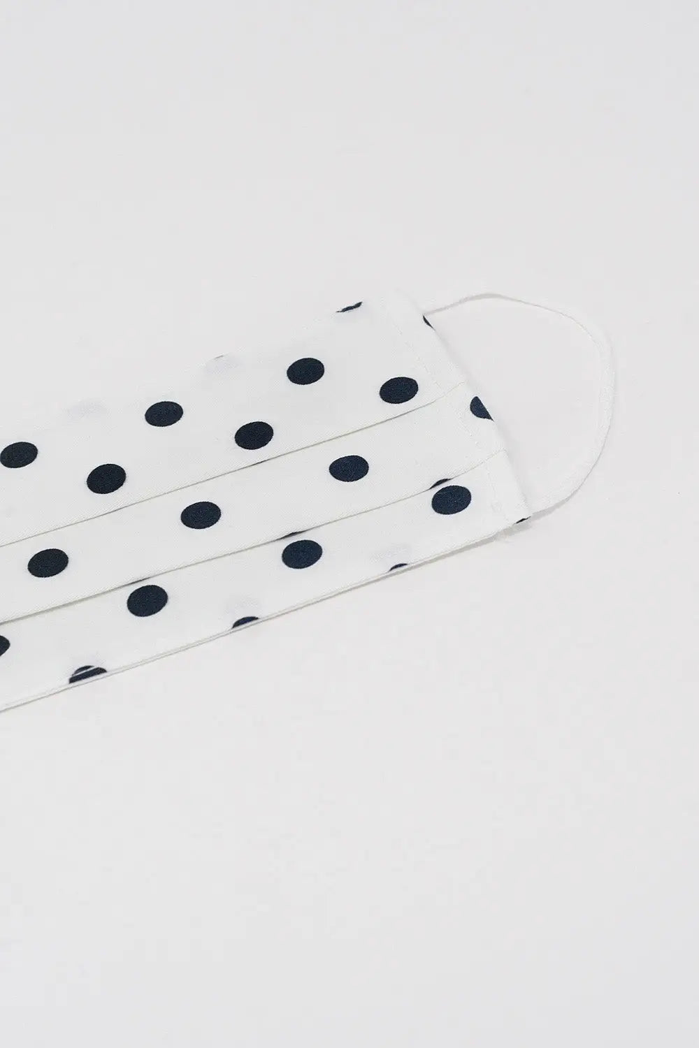 2 PACK Polka Dot white and red Mask - One Size / White - Necklaces