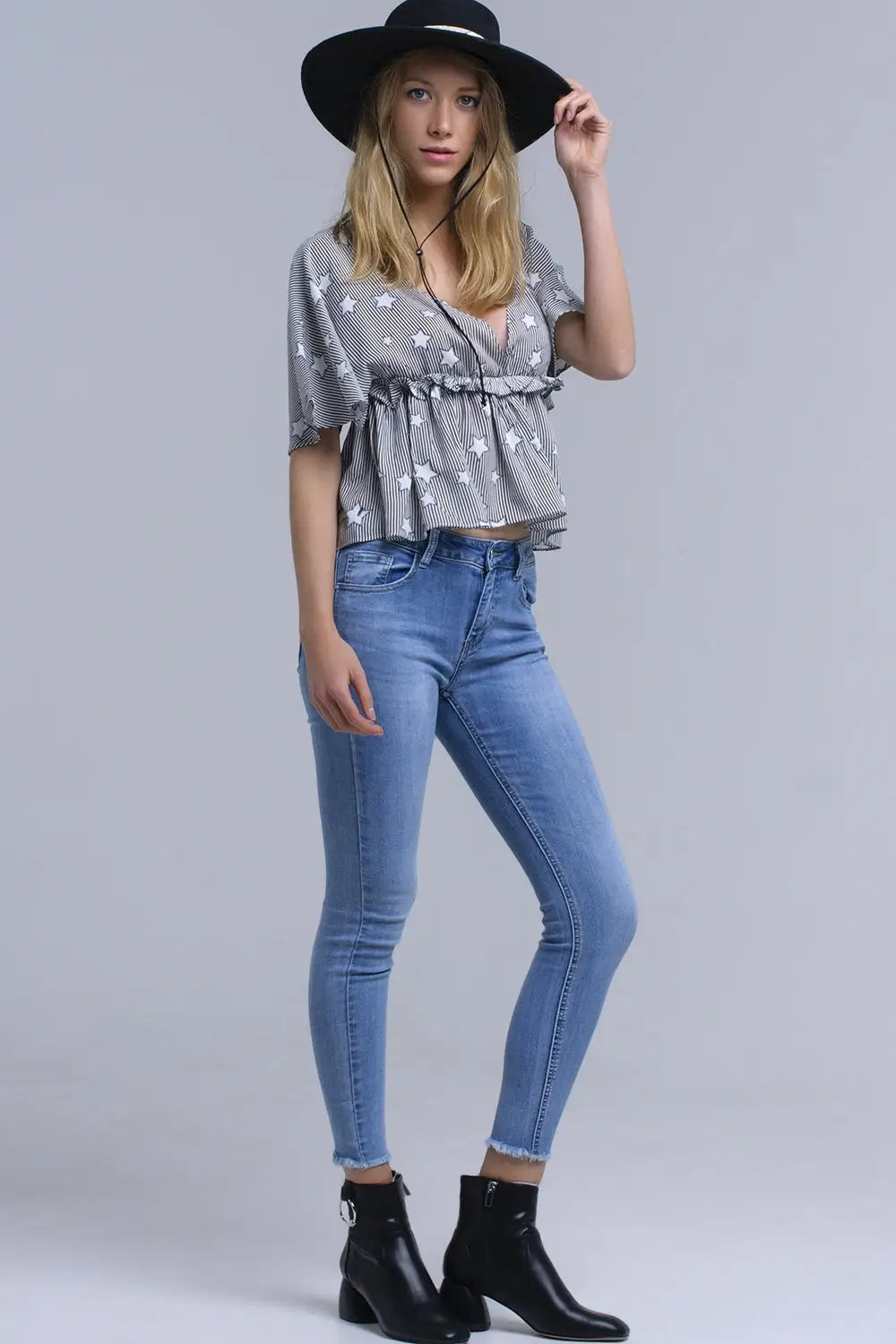 Black top with stars and ruffle - Tops