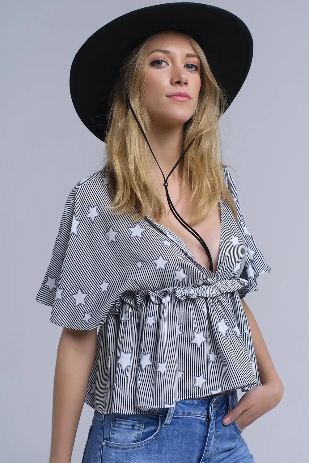 Black top with stars and ruffle - Tops