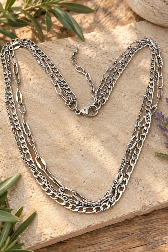 MULTI CHAIN NECKLACE