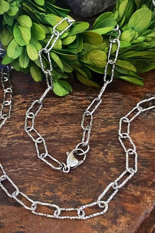 STATEMENT PAPERCLIP NECKLACE