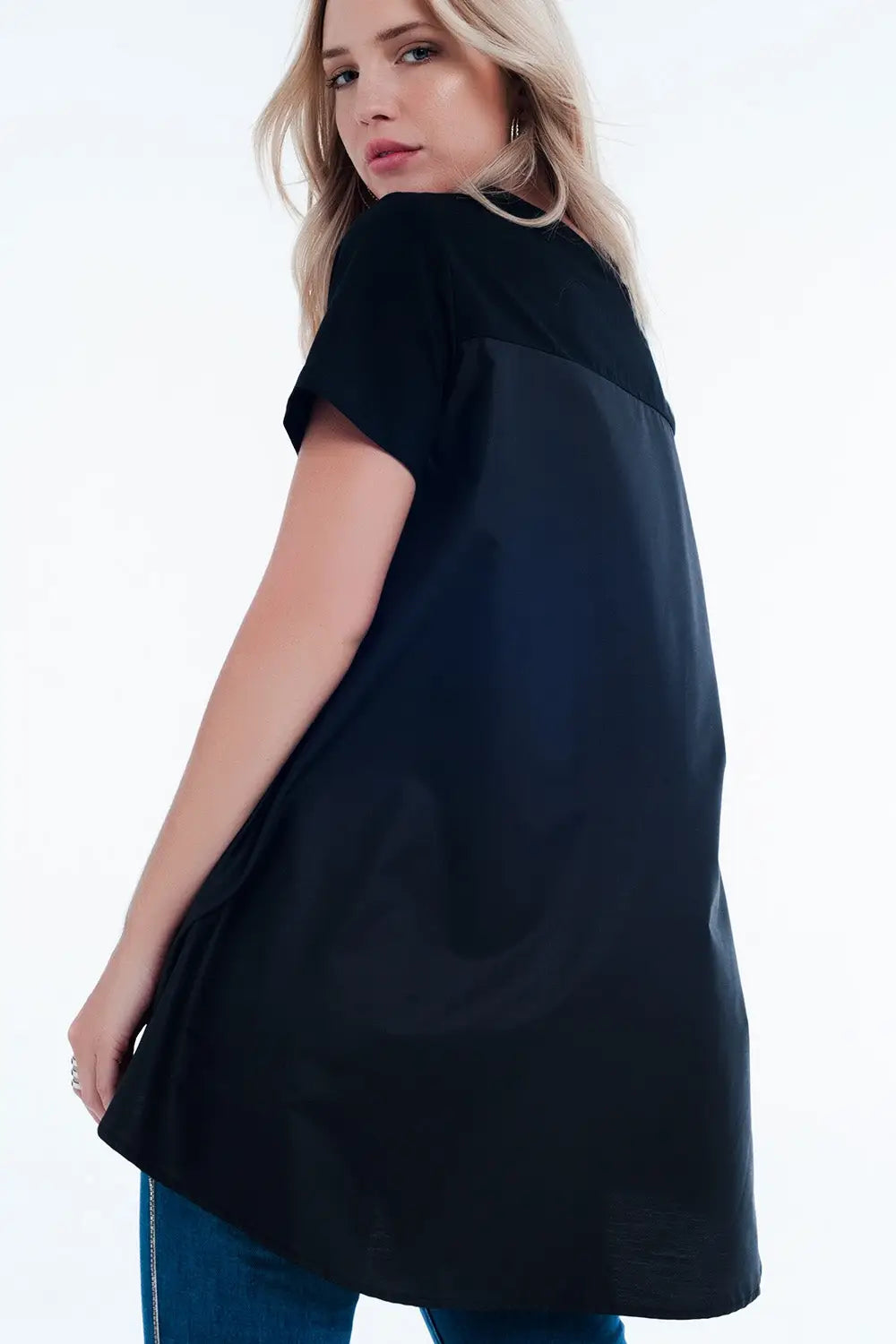 T-shirt dress in black - T-Shirts Tops