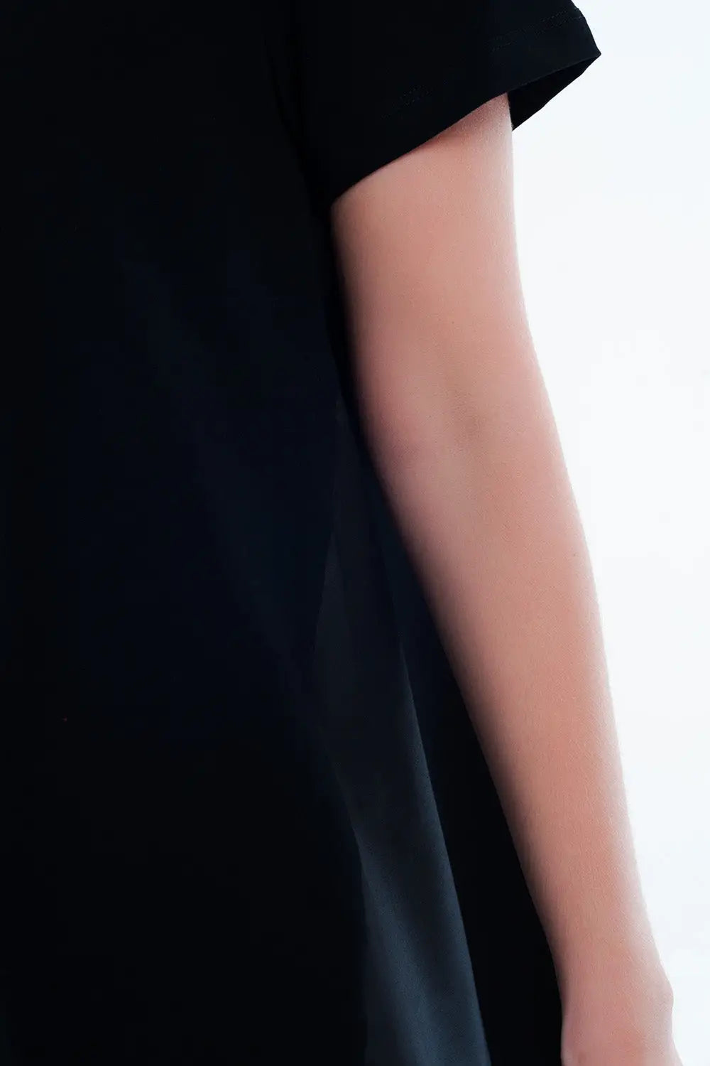 T-shirt dress in black - T-Shirts Tops