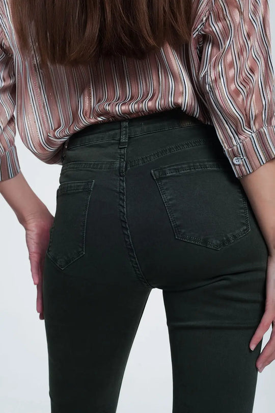 High rise raw hem flared jeans in khaki - Colored Jeans