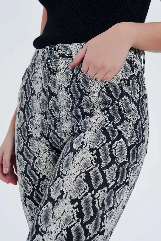 Black pants with snake print - Colored Jeans