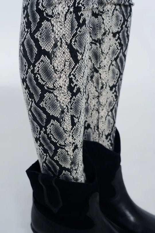 Black pants with snake print - Colored Jeans