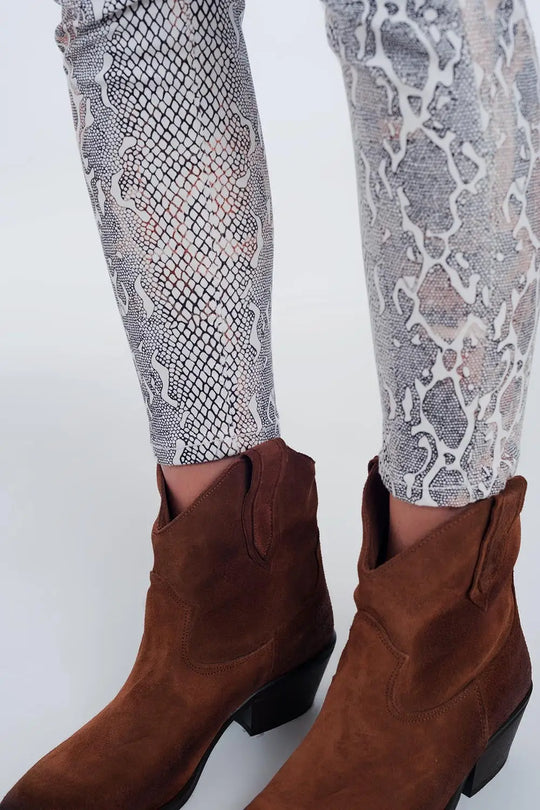 beige coloured pants with snake print - Colored Jeans