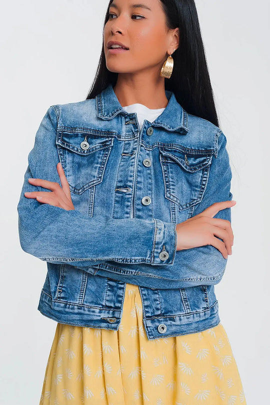 Cropped denim jacket in light blue wash - Jackets