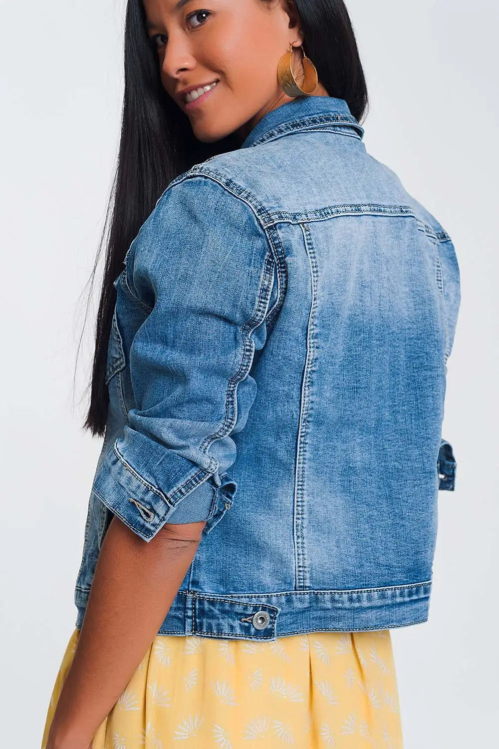 Cropped denim jacket in light blue wash - Jackets