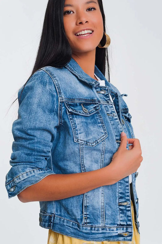 Cropped denim jacket in light blue wash - Jackets