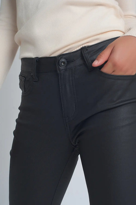 Faux leather skinny trousers in black colour - Pants