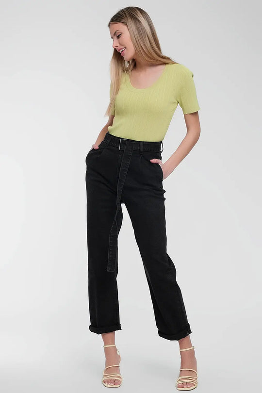Scoop neck jumper with short sleeve in green - Sweaters