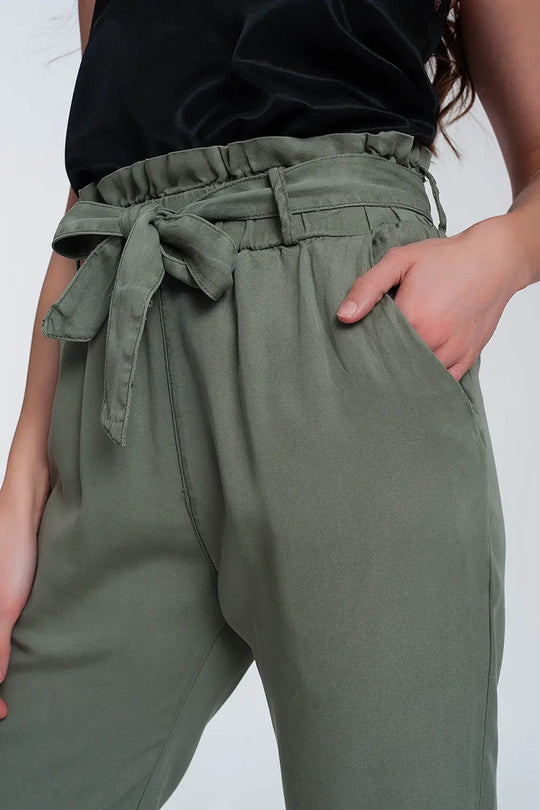 Pants with tie waist in green - Pants