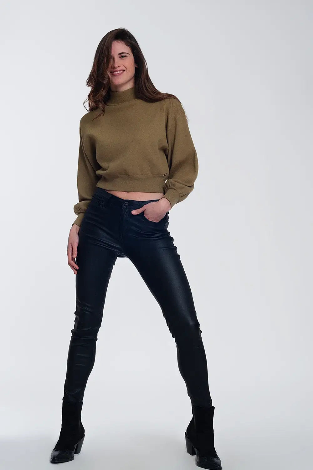 Neck crop jumper in green - Sweaters