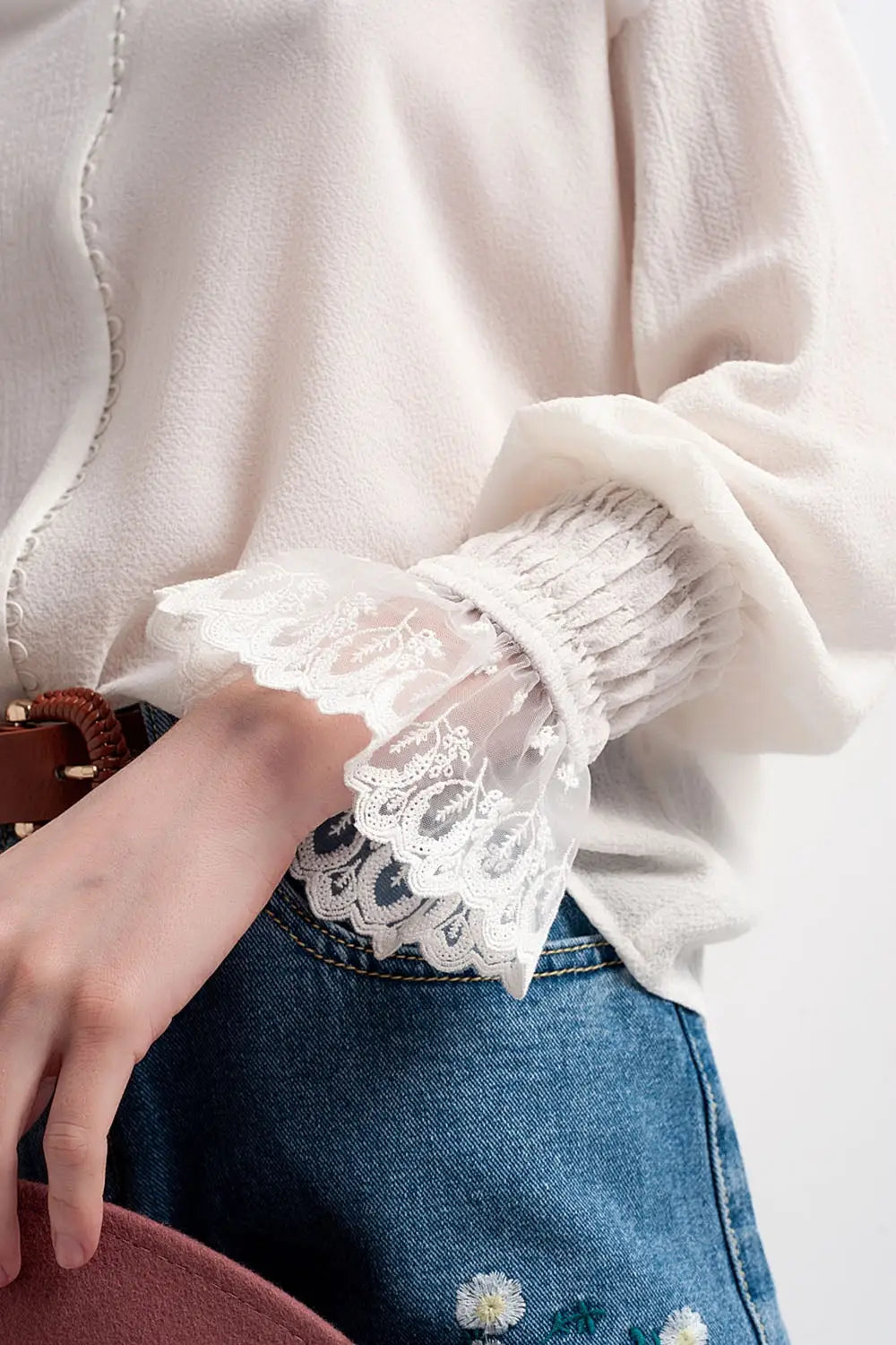 Volume sleeve blouse with cuff sleeve in oyster - Shirts