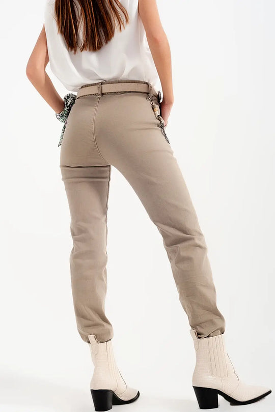 Cuffed utility pants with chain in beige - Colored Jeans