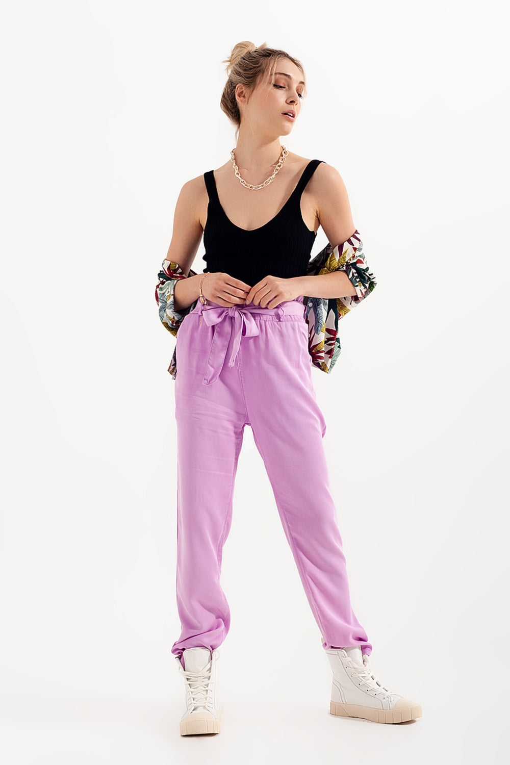 Lightweight Pants with tie waist in purple